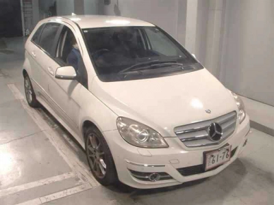 MERCEDES BENZ B CLASS