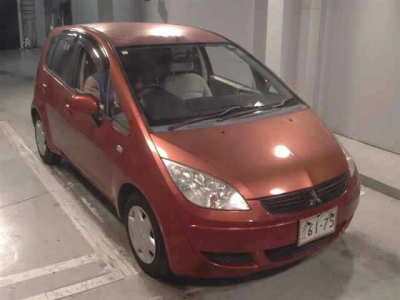 MITSUBISHI COLT