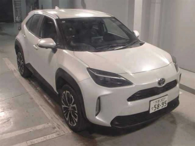 TOYOTA YARIS CROSS