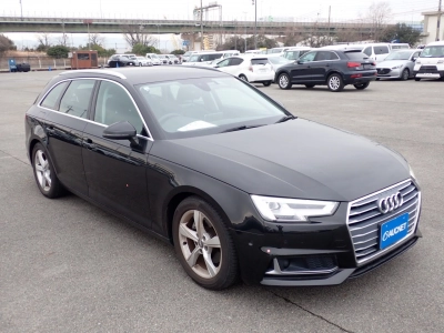 AUDI A4 AVANTE