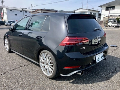 VOLKSWAGEN GOLF  GTI