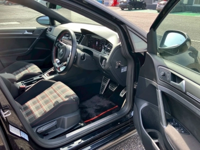 VOLKSWAGEN GOLF  GTI