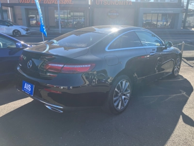 MERCEDES BENZ E CLASS