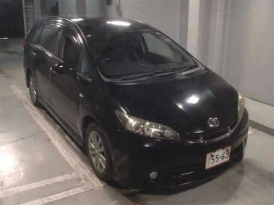 TOYOTA WISH
