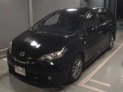 TOYOTA WISH