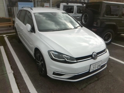 VOLKSWAGEN GOLF VARIANT