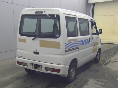 MITSUBISHI MINICAB