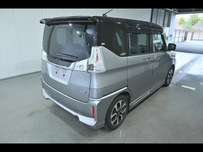 MITSUBISHI DELICA D:2