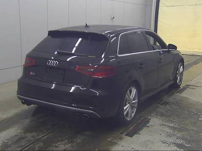 AUDI S3