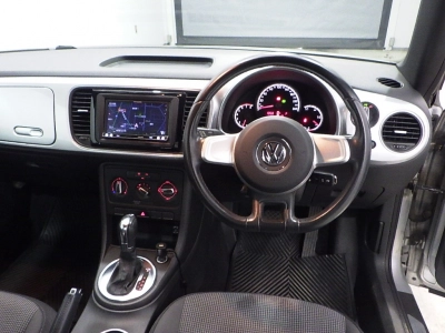 VOLKSWAGEN THE BEETLE