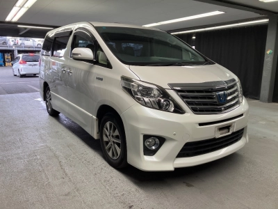 TOYOTA ALPHARD HYBRID