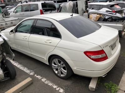 MERCEDES BENZ C CLASS