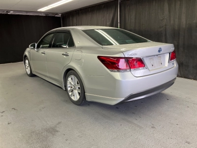 TOYOTA CROWN HYBRID