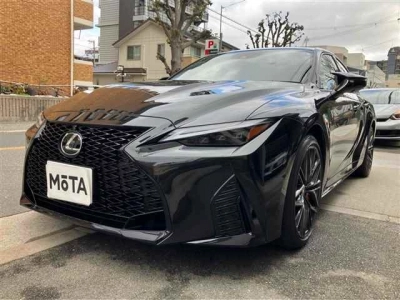 LEXUS IS