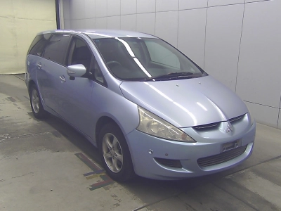 MITSUBISHI GRANDIS