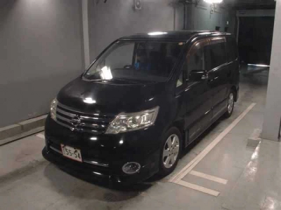 NISSAN SERENA
