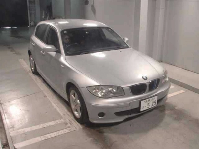 BMW 1 SERIES