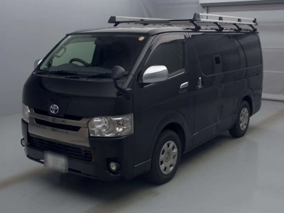 TOYOTA REGIUS VAN