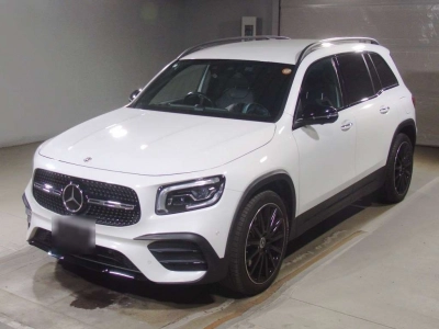 MERCEDES BENZ GLB