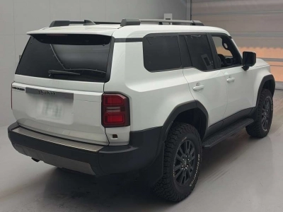 TOYOTA LAND CRUISER 250