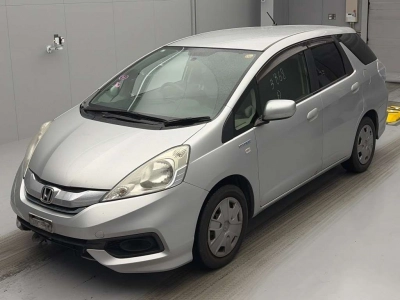 HONDA FIT SHUTTLE HYBRID