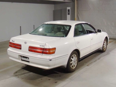 TOYOTA MARK II