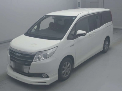 HONDA FREED + HYBRID