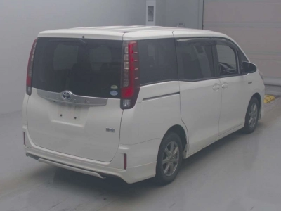 HONDA FREED + HYBRID