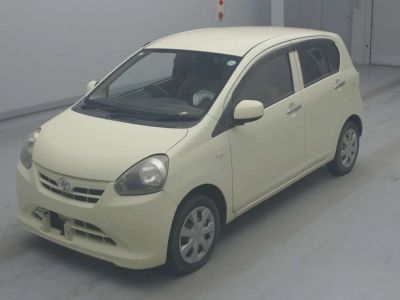 TOYOTA PIXIS EPOCH
