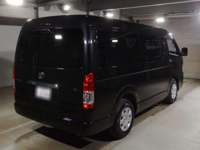 TOYOTA HIACE WAGON