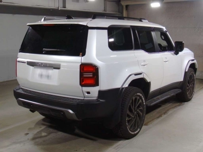 TOYOTA LAND CRUISER 250