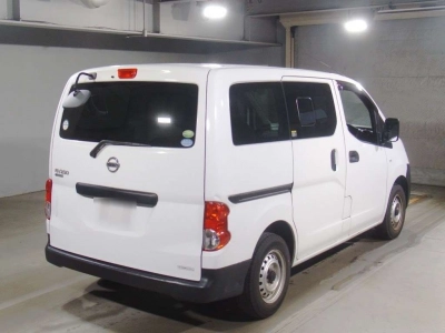 NISSAN NV200 VANETTE VAN
