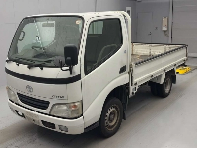 TOYOTA DYNA TRUCK