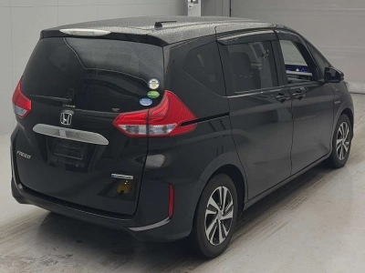HONDA FREED HYBRID
