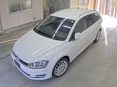 VOLKSWAGEN GOLF VARIANT