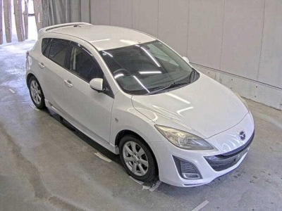 MAZDA AXELA SPORT