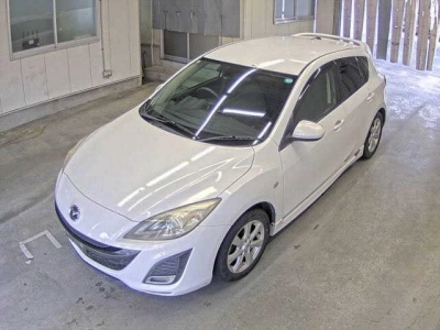 MAZDA AXELA SPORT