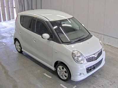 SUZUKI MRWAGON