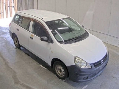 MAZDA FAMILIA VAN