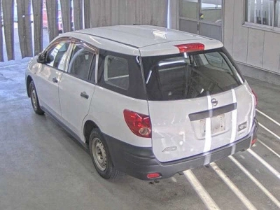 NISSAN AD VAN