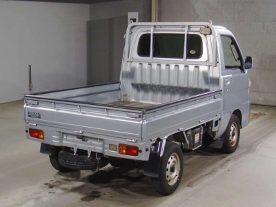 TOYOTA PIXIS TRUCK