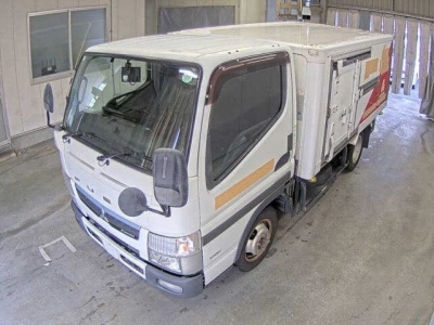 MITSUBISHI CANTER