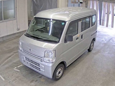 NISSAN NV100 CLIPPER