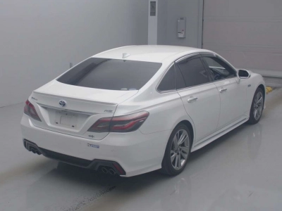 TOYOTA CROWN HYBRID