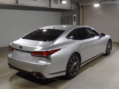 LEXUS LS