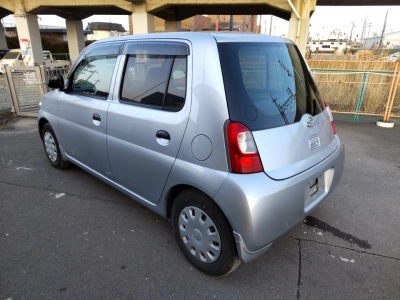 DAIHATSU ESSE