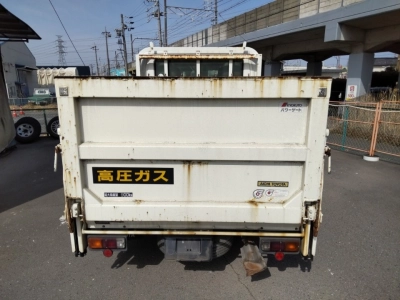 TOYOTA DYNA