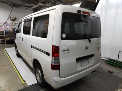 TOYOTA TOWN ACE