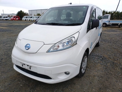 NISSAN E-NV200 VAN