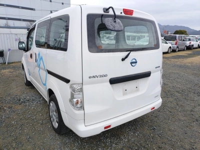NISSAN E-NV200 VAN